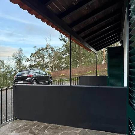 Con Estacionamiento Y Bano Privado 여관