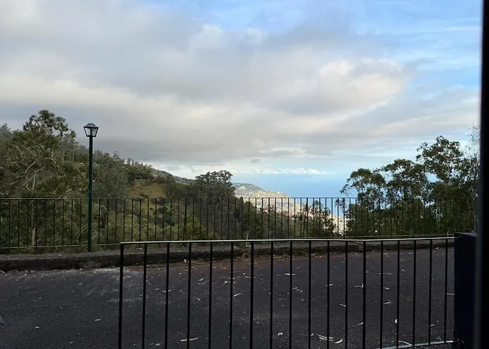 Con Estacionamiento Y Bano Privado *